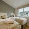 4 Bed in Tenby oc-89852