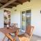 Vickis house 2-bedroom with yard and garden
