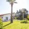 Vickis house 2-bedroom with yard and garden