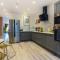Luxury 1BR Seafront Apartment