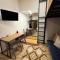 Blacky Hostel and Apartments