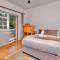 4Bedroom Home in quiet neighbourhood