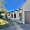 4Bedroom Home in quiet neighbourhood