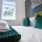 Spacious & Modern Oasis, 4-Bed House, Sleeps 7