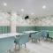 Townhouse by OYO Mohali Bus Terminal Formerly Hotel HM Crystal