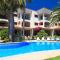 UHC Costa Linda Family Complex