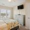 Memory Maker - Corolla, Ocean Sands, Oceanfront, Pool, Swim Up Bar, Hot Tub, Pets OK
