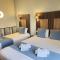 Logis Loire Hotel - Les Cocottes Restaurant