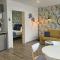 Logis Loire Hotel - Les Cocottes Restaurant