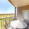 Thousand Hills Condo