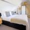 5 bed central home- beautiful mode… - 20602