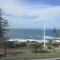 Unit 10 Sea Eagles Apartments
