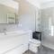 El Refugio - Quite and Spacious
