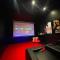 Suite cinéma et jacuzzi privé