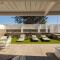 Seafront villa with jacuzzi