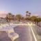 Seafront villa with jacuzzi