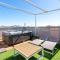 Apartment with spa and bbq