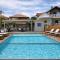 Studios River - Potos Escape with Pool and Views