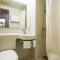 Jinjiang Inn Selected Shenzhen Huanggang Port Huangcheng Plaza