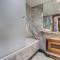 Exclusive frontline beach penthouse