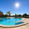 Luxury South Facing Groundfloor Apt Luxury South Facing Groundfloor Apt