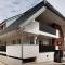 Skylodges