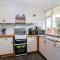 2 Brook Cottages