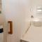 2 Brook Cottages