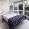 Estudio con piscina