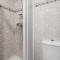 Estudio con piscina