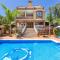 Villa Trebol