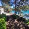 Perina Haven - Island Vis Beachfront
