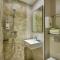 Hotel 81 Gold