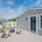 Chatham Coastal Retreat – Modern Dog-Friendly
