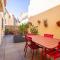 T2 en plein cœur du village & terrasse privée