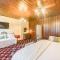 The Long Run - 2 CA King Sized Beds+ - Sleeps 8-10