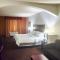 Country Inn & Suites by Radisson, Terrell