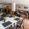 Hostal Es Pi - Emar Hotels