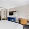 Comfort Inn & Suites Suwanee - Sugarloaf
