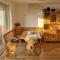Vineyard Cottage with Private Jacuzzi