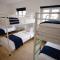 70s Hostel