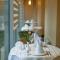 Abri Hotel