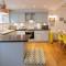 3 Bed in Dartmouth oc-74972