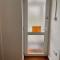 Taylor Way - Superb Apartment with Living Room and Private Gated Parking