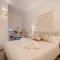 Dimora Giulia Luxury Suite and Room