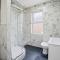 Modern 2 bedroom flat, SE6