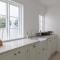 Beautiful house, Cirencester centre, parking