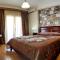 HOTEL VICKY II