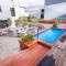 Exclusive Stays - SXY
