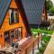 Twin Cabins / Cabanele Gemene